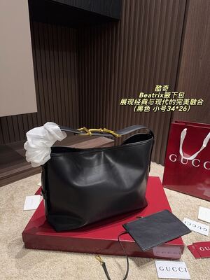Gucci Beatrix Bag view 2