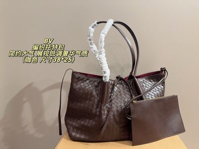 Bottega Veneta Intrecciato Clutch view 21