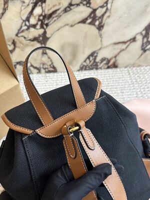 Miu Miu Cosmetics Pouch view 11