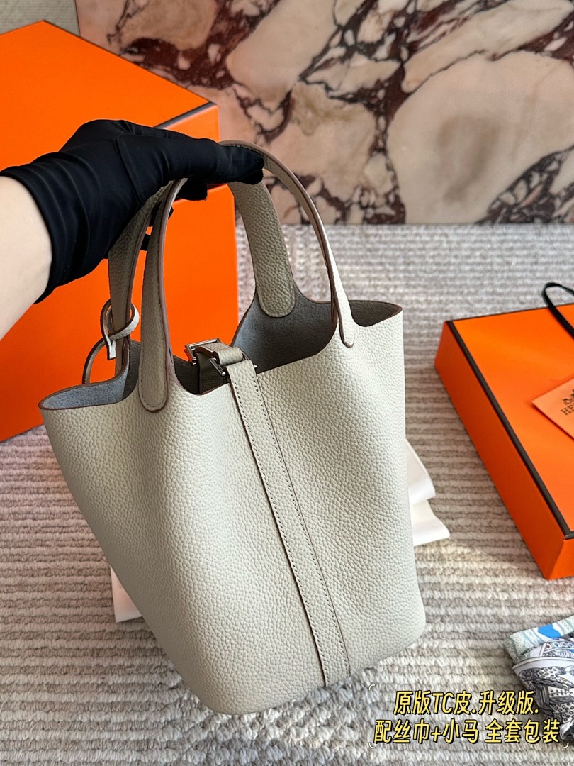Hermes Picotin Lock Bag view