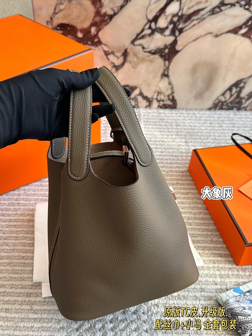 Hermes Picotin Lock Bag view