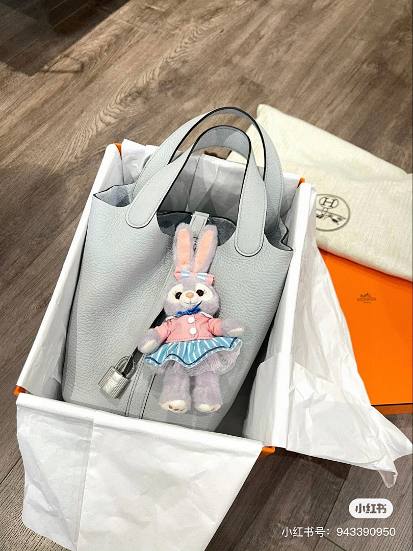 Hermes Picotin Lock Bag view