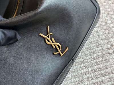 Saint Laurent Le 5à7 Shoulder Bag view 5
