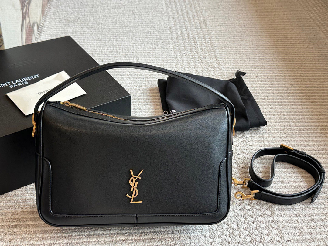 Saint Laurent Le 5à7 Shoulder Bag view