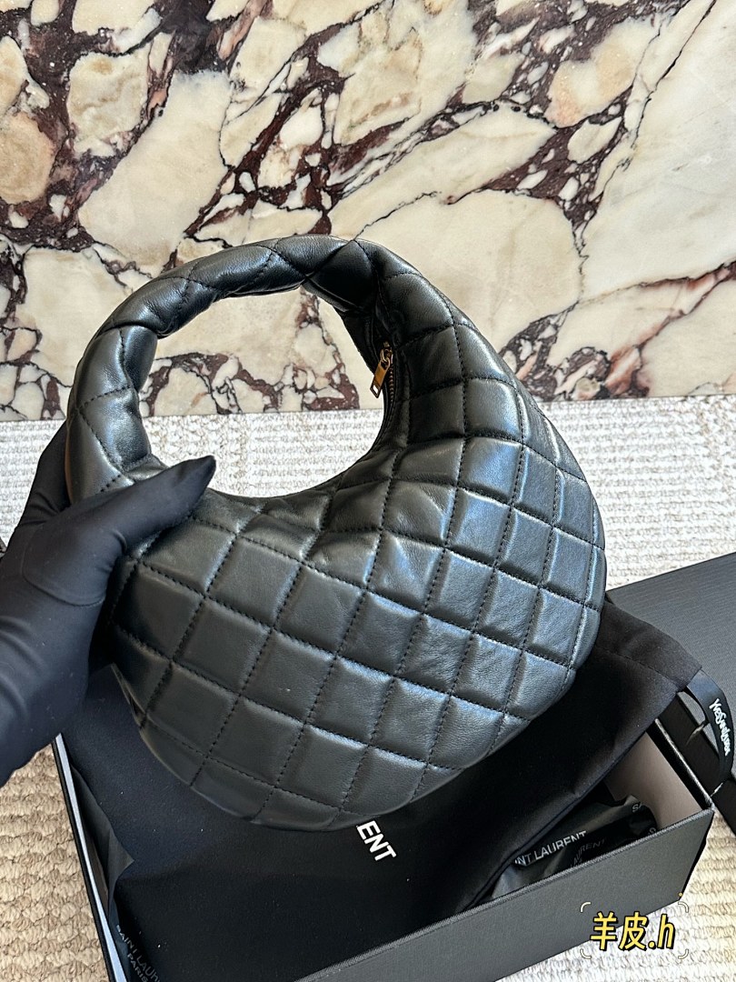 Saint Laurent Jamie Shoulder Bag view