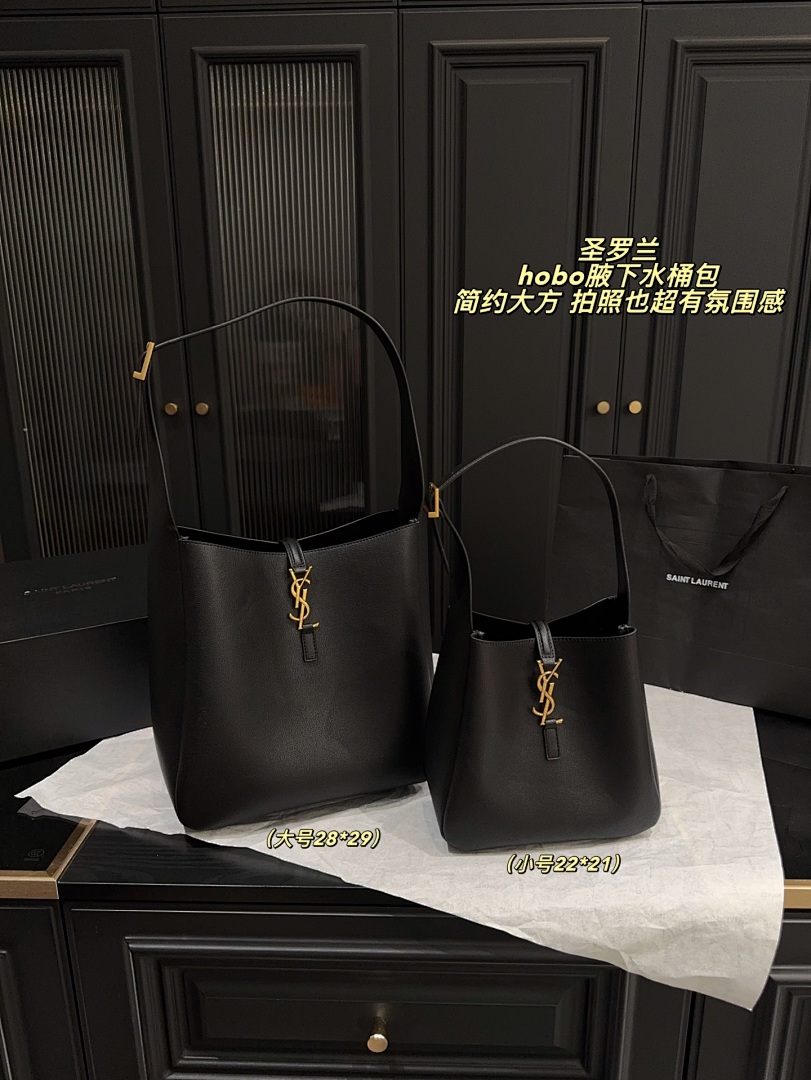 Saint Laurent Hobo Shoulder Bag view