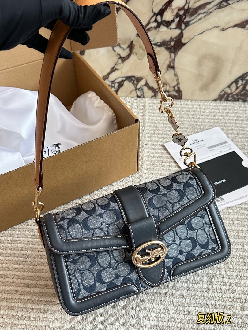 Coach Pillow Tabby Shoulder Bag view