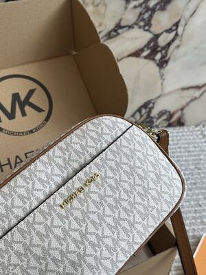 Michael Kors Jet Set Shoulder Bag view 11