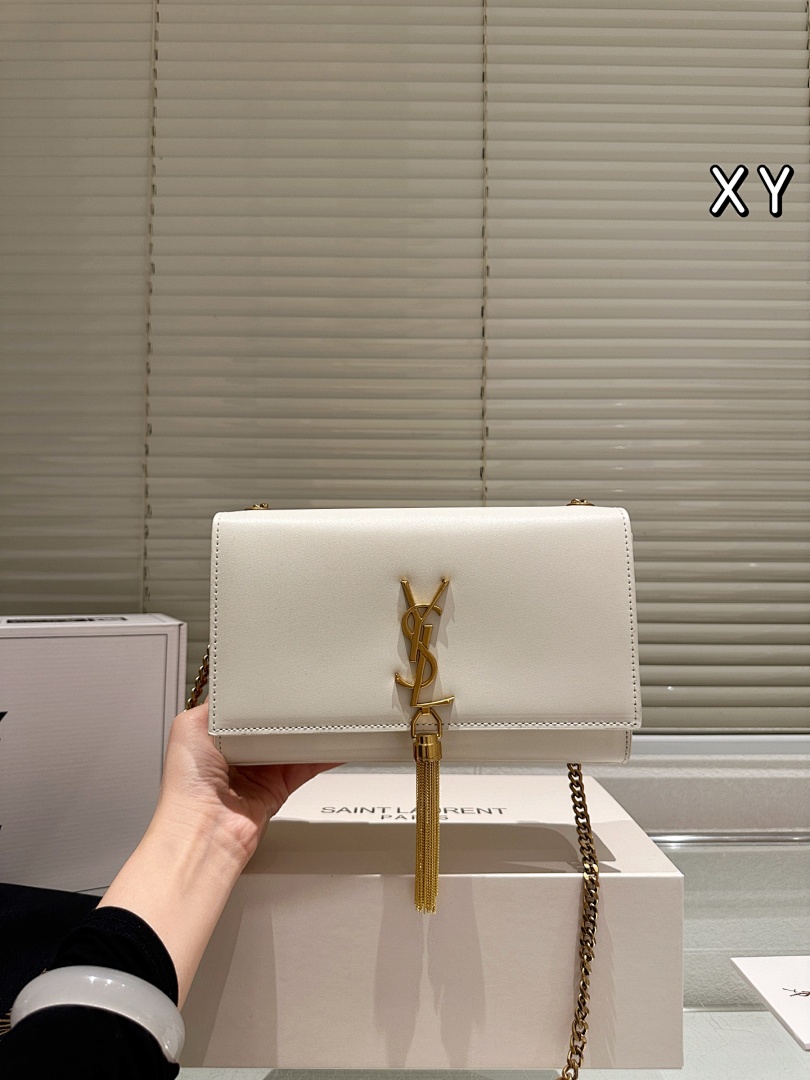 Saint Laurent Kate Chain Bag view