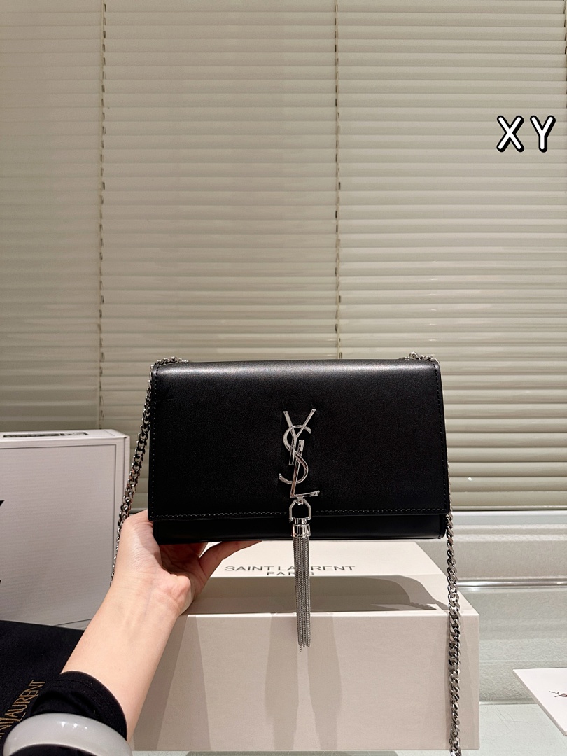 Saint Laurent Kate Chain Bag view