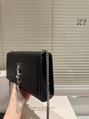Saint Laurent Kate Chain Bag view 2