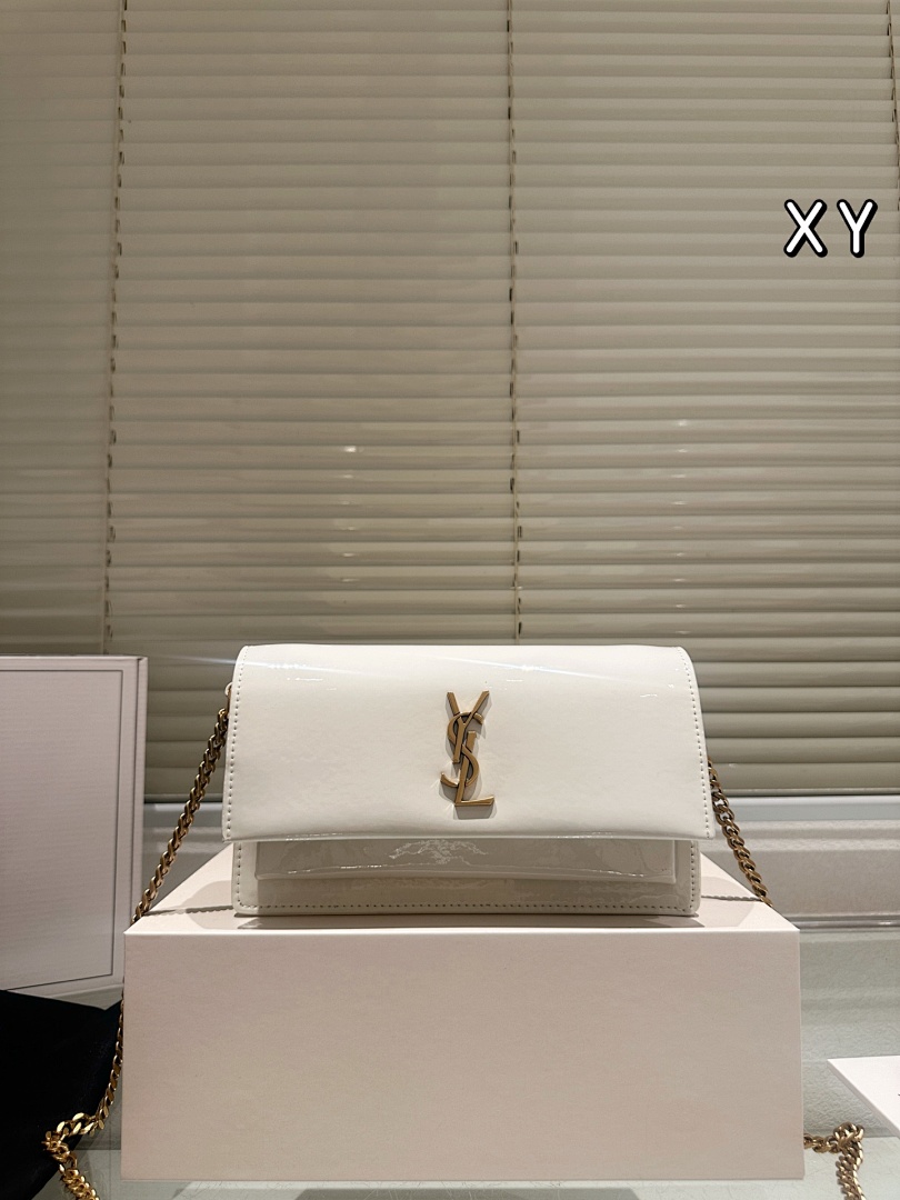 Saint Laurent Kate Chain Bag view
