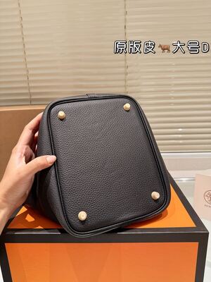 Hermes Evelyne Shoulder Bag view 5