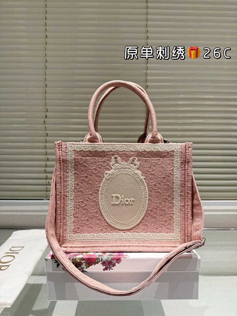 Dior Saddle Tote view