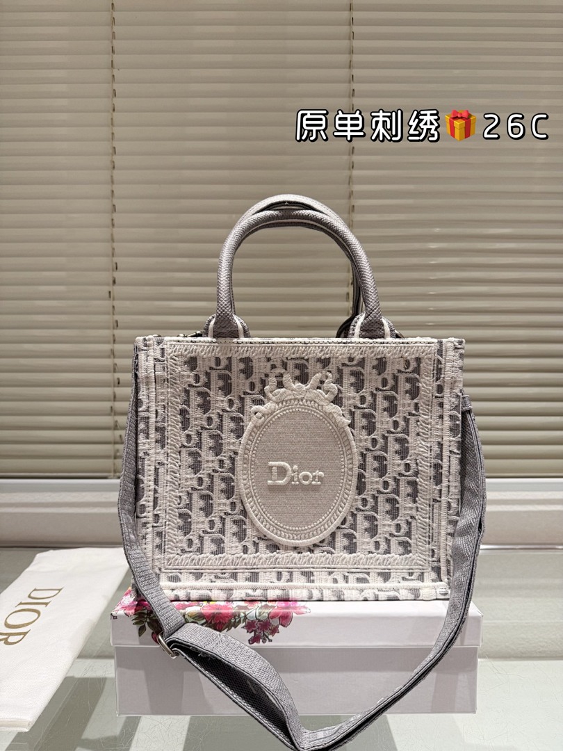 Dior Saddle Tote view