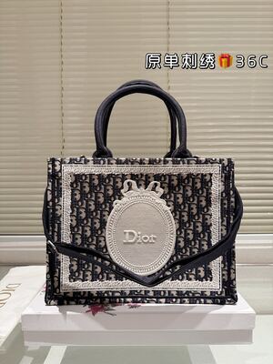 Dior Saddle Tote view 21