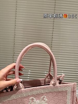 Dior Saddle Tote view 7