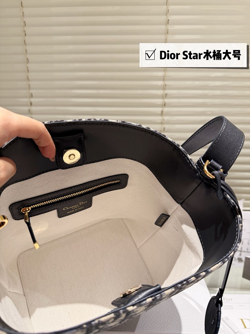 Dior Star Book Tote view