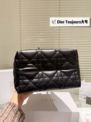 Dior Toujours Large Tote view 4