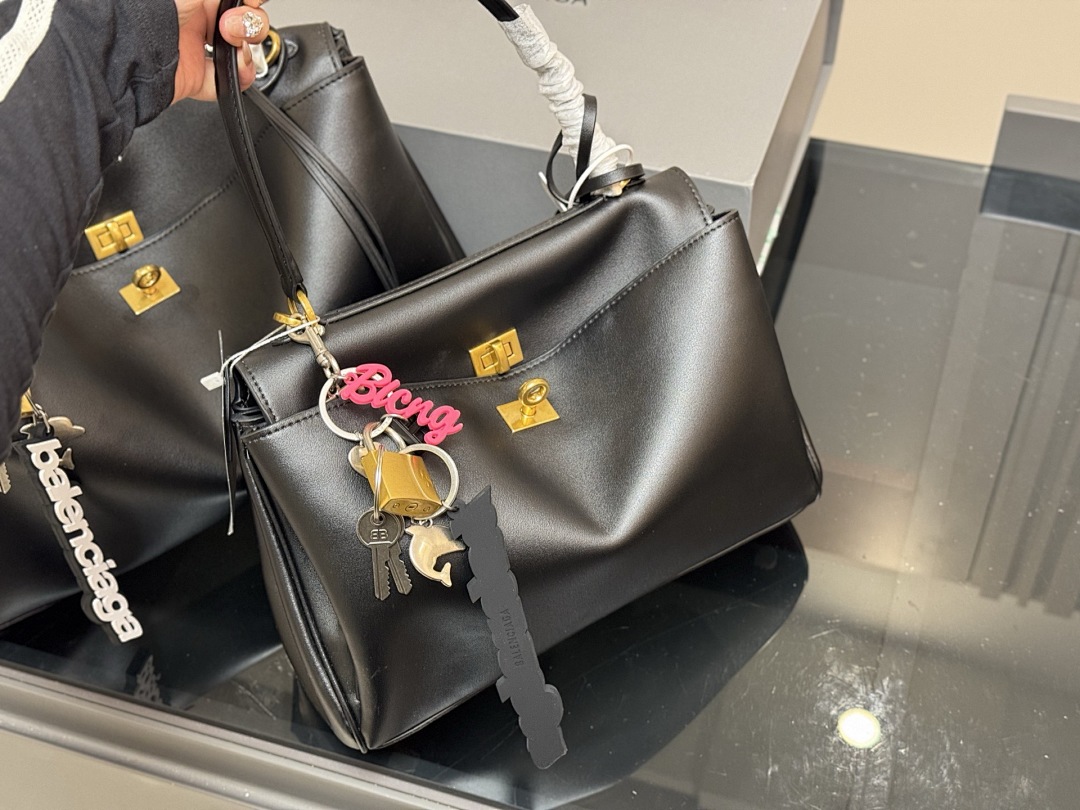 Balenciaga Cagole Bag view
