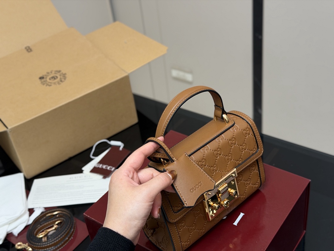Gucci Padlock Shoulder Bag view