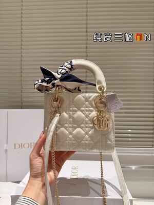 Dior Lady Dior Bag view 5