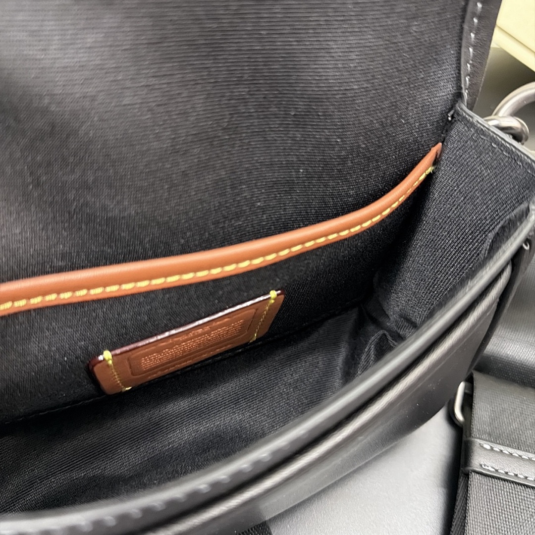 Coach Crossbody Bag view