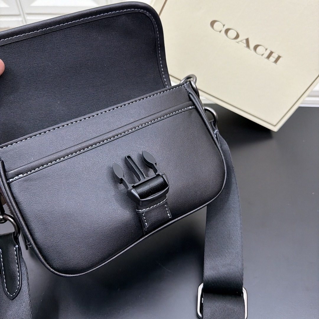 Coach Crossbody Bag view