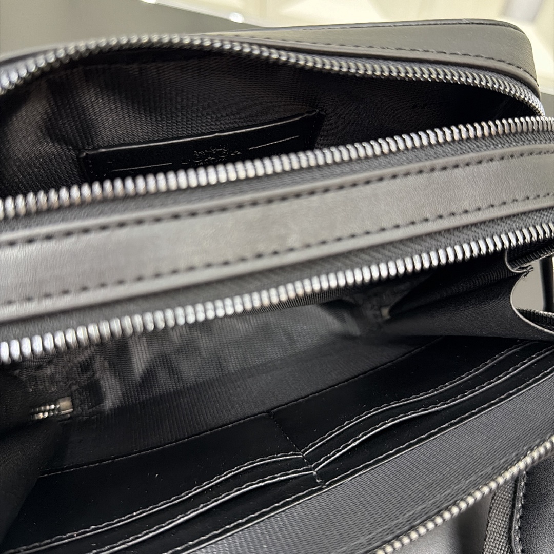 Coach Camera Bag view