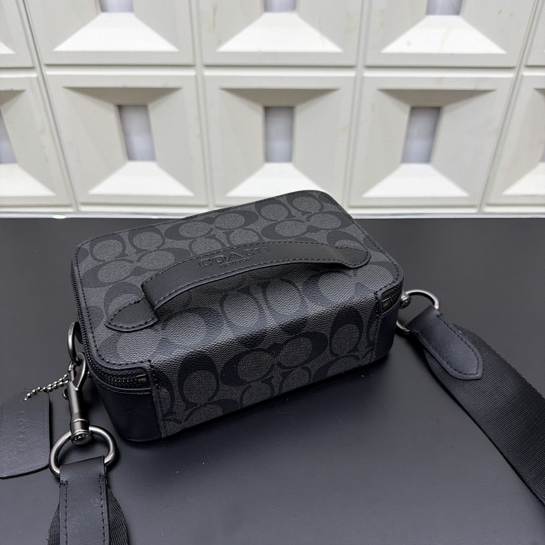 Coach Camera Bag view