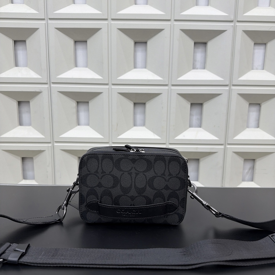 Coach Camera Bag view