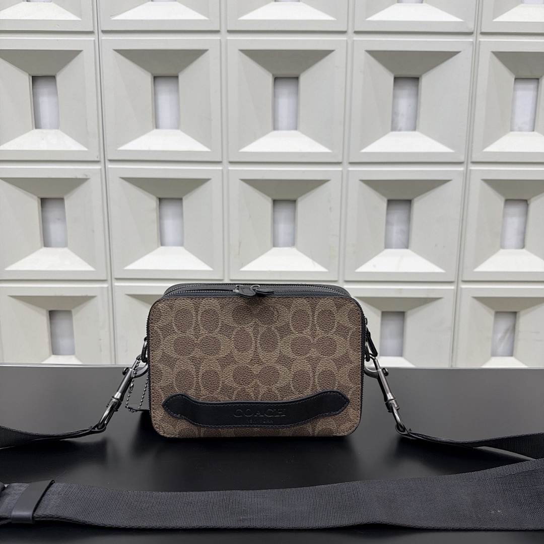 Coach Camera Bag view