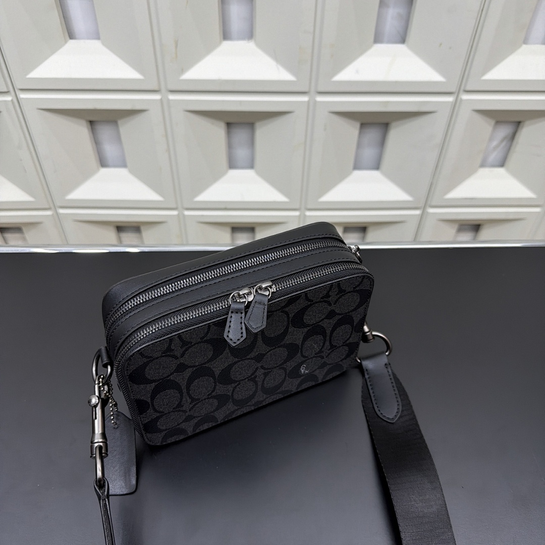 Coach Crossbody Bag view