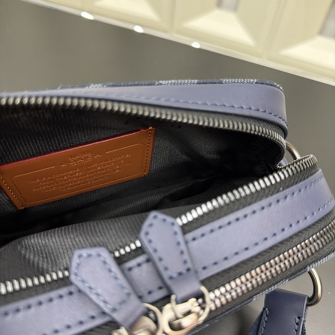 Coach Crossbody Bag view