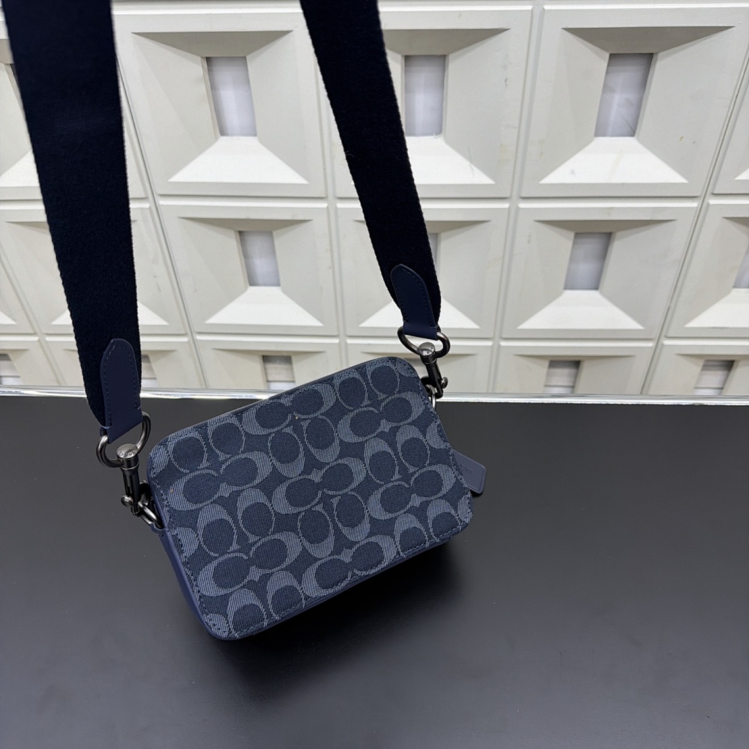 Coach Crossbody Bag view