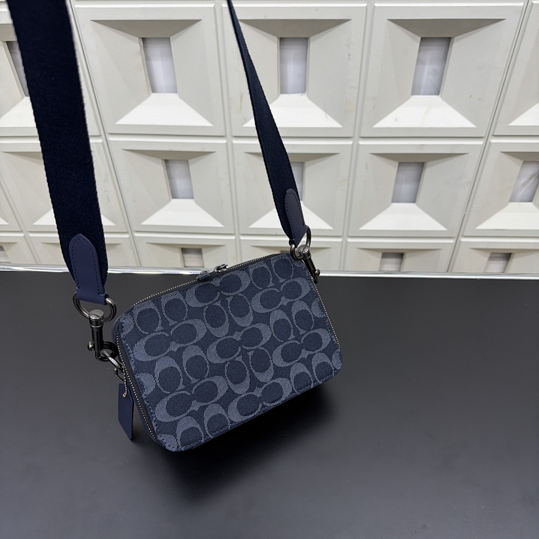 Coach Crossbody Bag view
