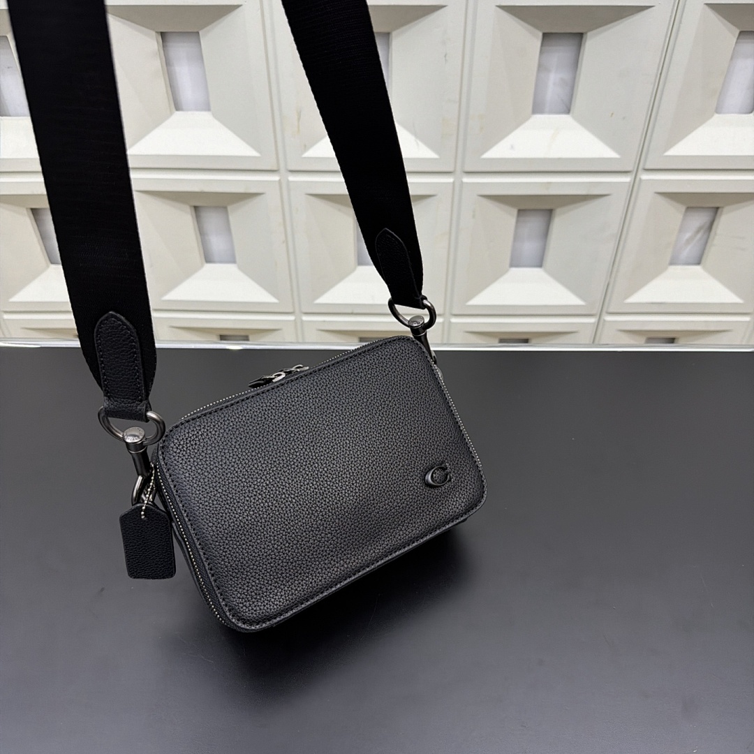 Coach Crossbody Bag view