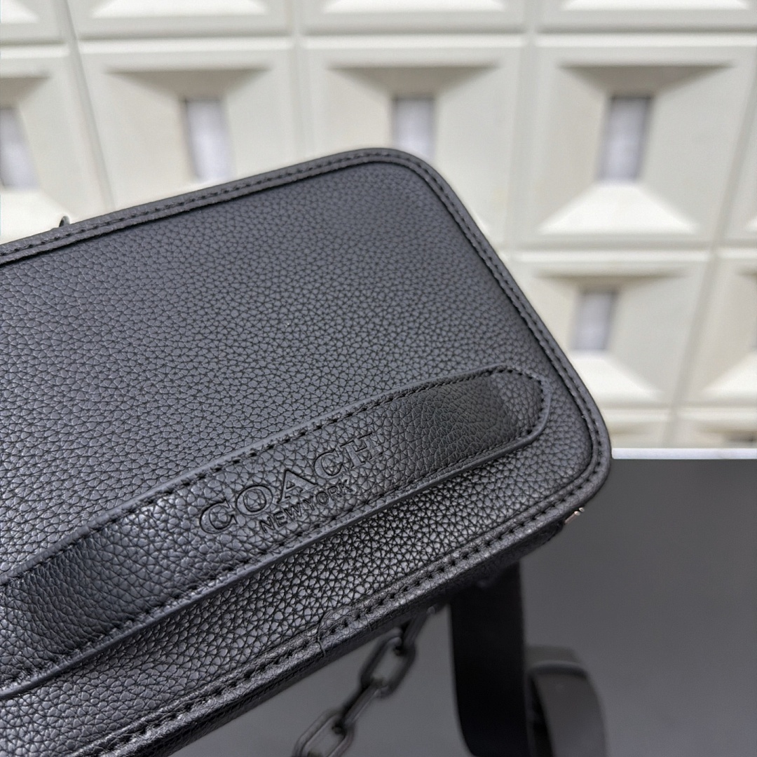 Coach Camera Bag view