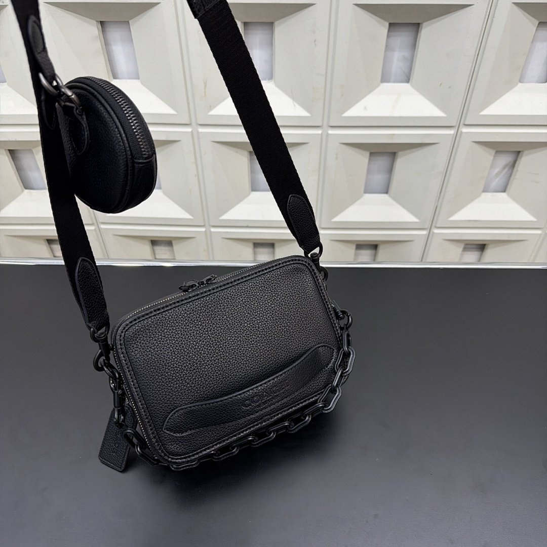 Coach Camera Bag view