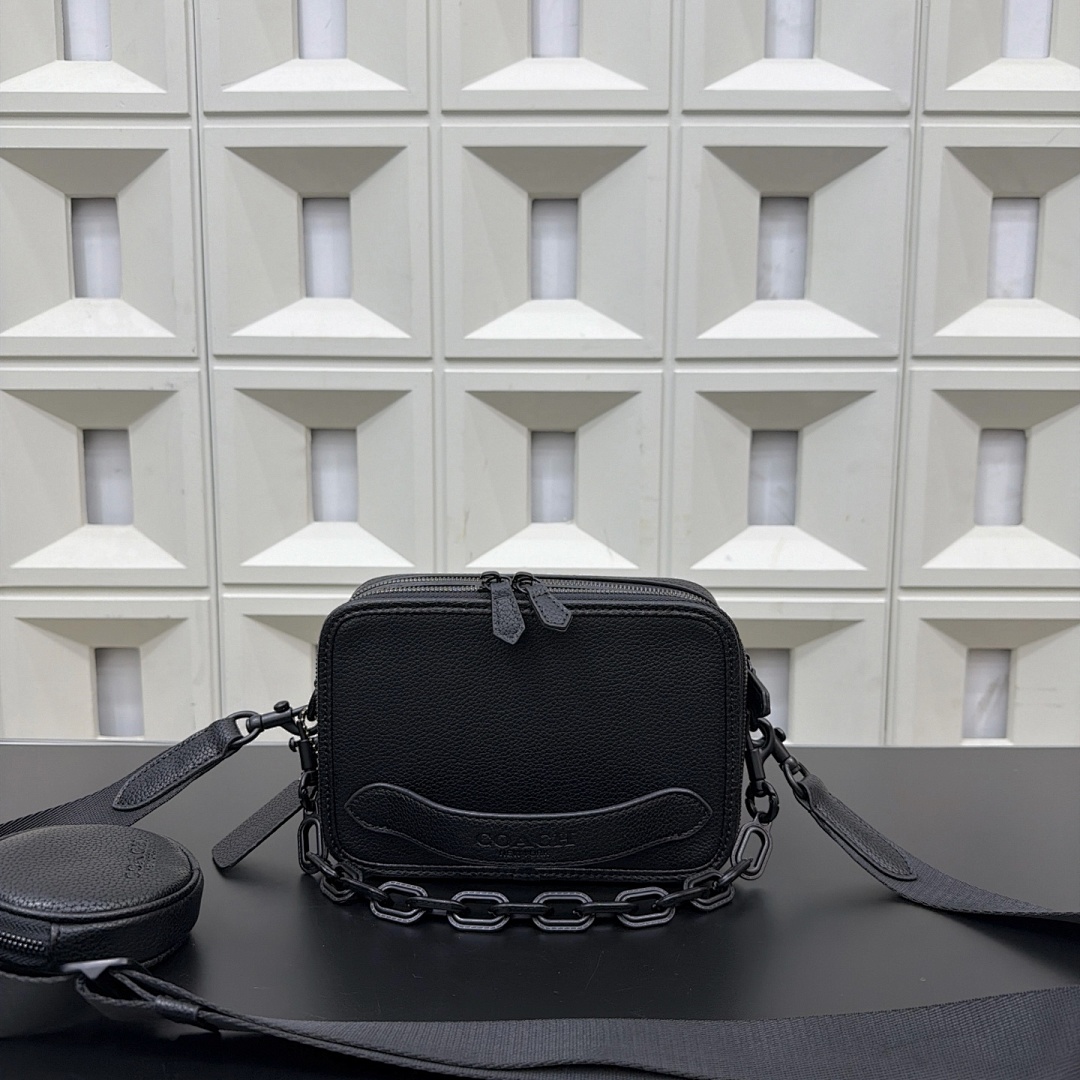 Coach Camera Bag view