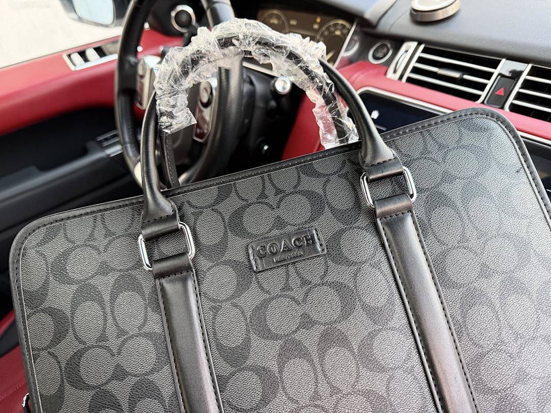 Coach Cosmetic Case view