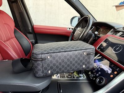 Gucci GG Supreme Cosmetic Case view 11
