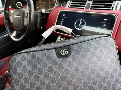Gucci GG Supreme Cosmetic Case view 14