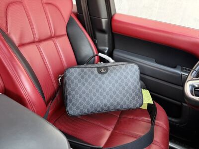 Gucci GG Supreme Cosmetic Case view 18