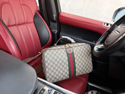 Gucci GG Supreme Cosmetic Case view 25