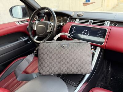 Gucci GG Supreme Cosmetic Case view 6