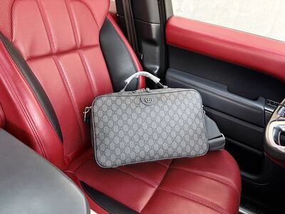 Gucci GG Supreme Cosmetic Case view 9