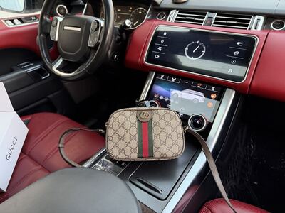 Gucci GG Supreme Cosmetic Case view 9