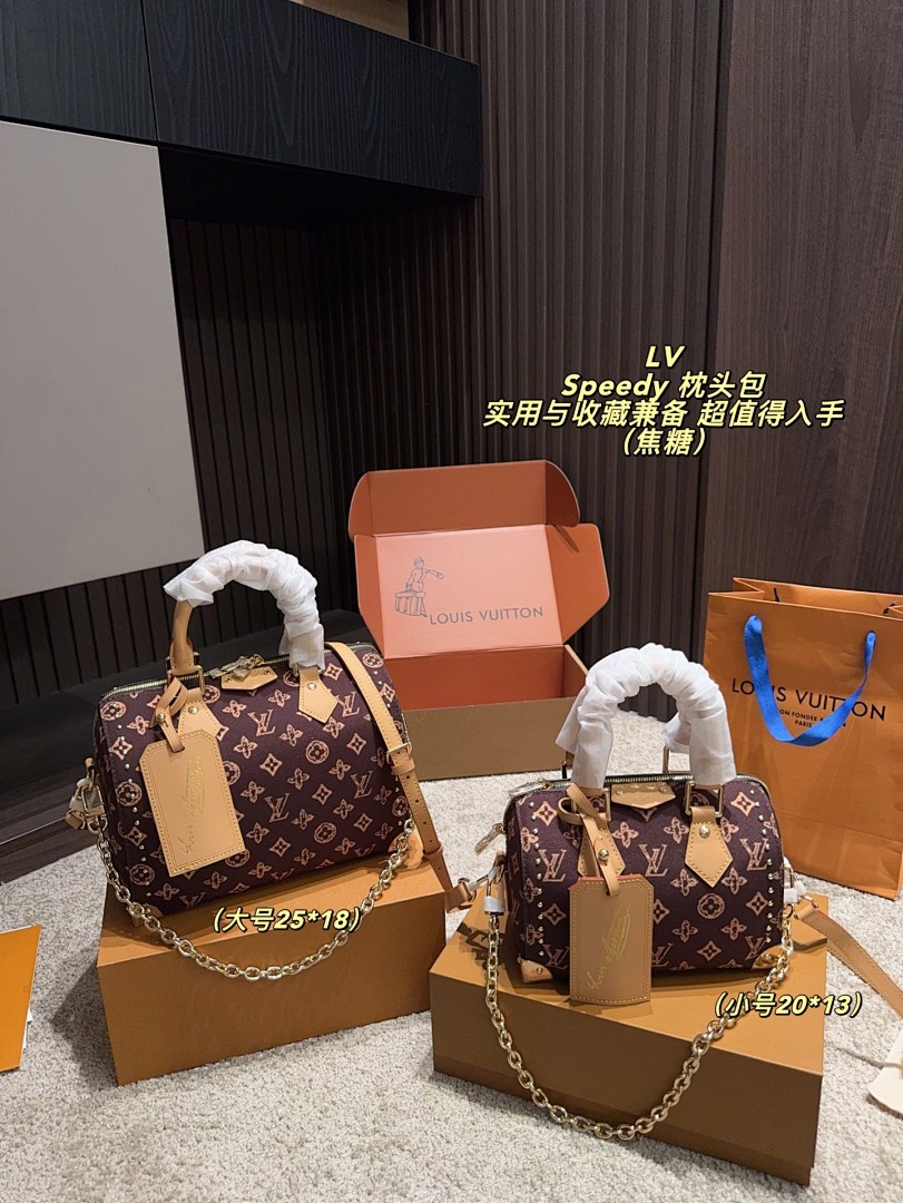 Louis Vuitton Saint Louis Tote view