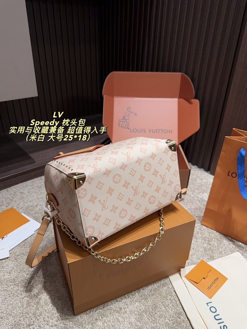Louis Vuitton Speedy